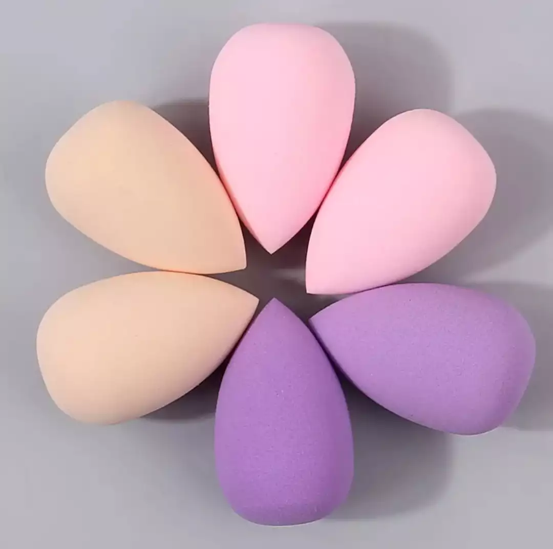 باك كامل للعانية بالأظافر 