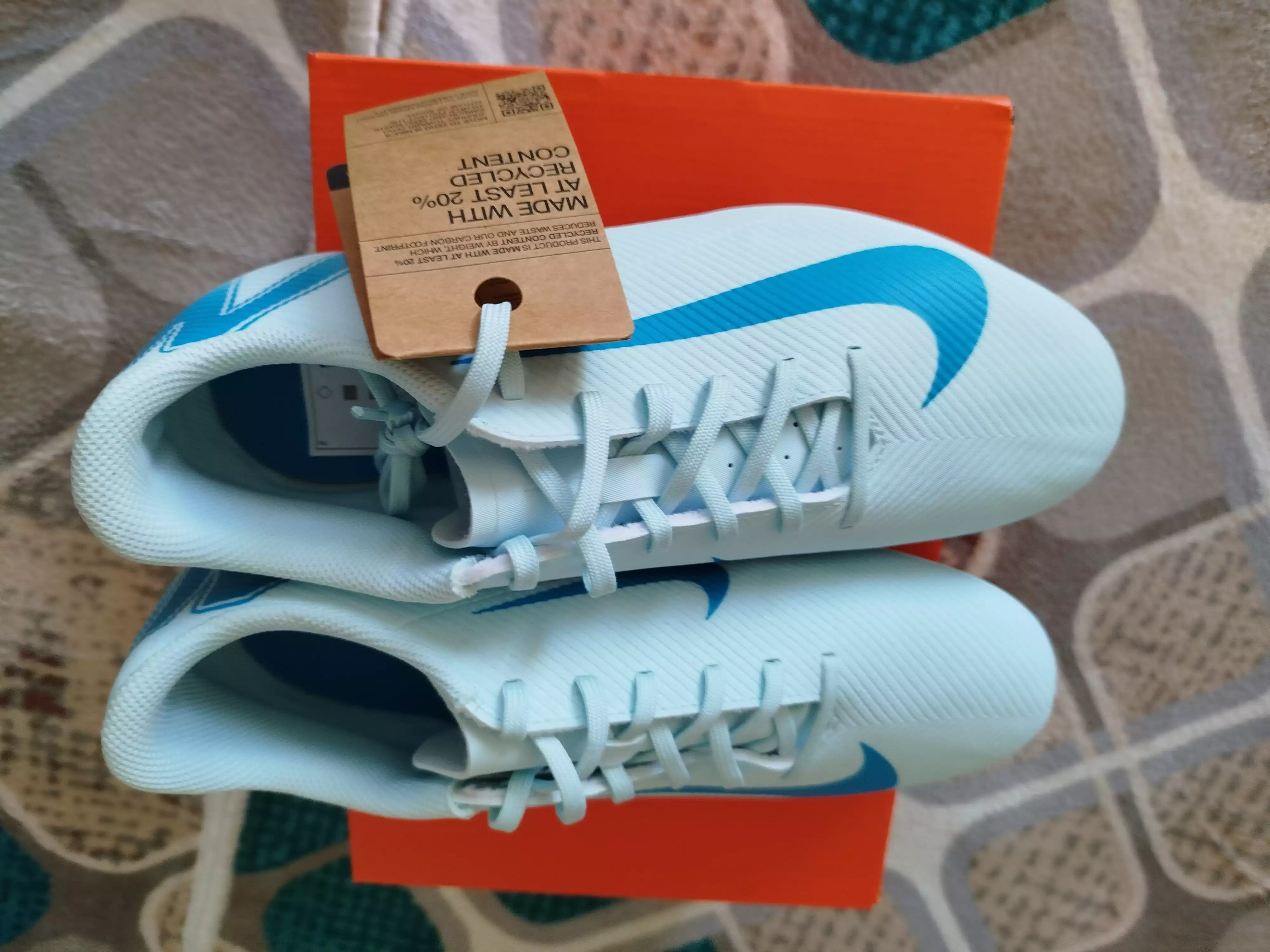 Chaussures de football سولي أصلي