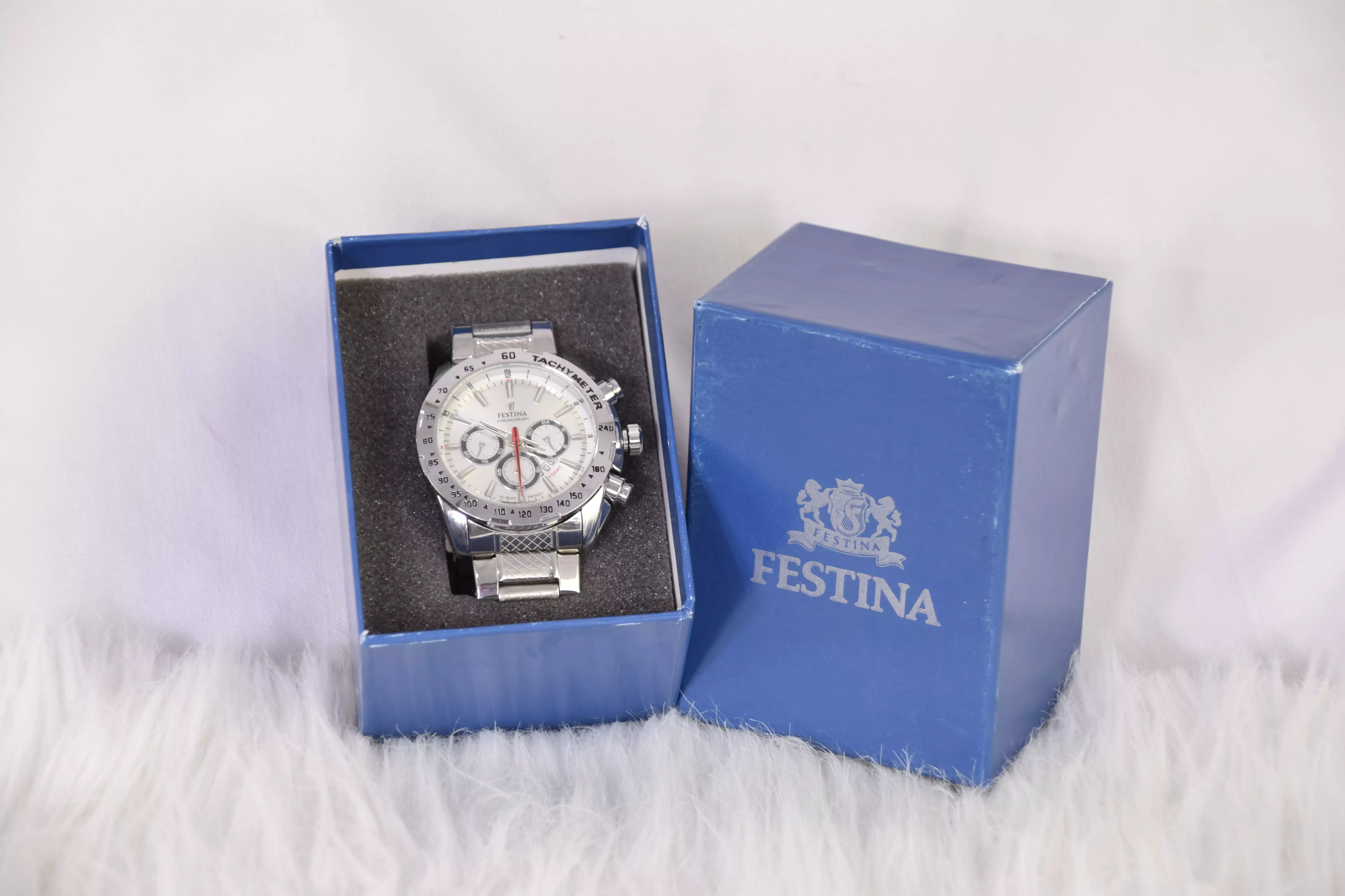 ساعة يد نوع Festina